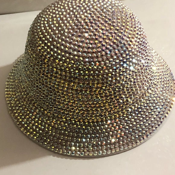 LADIES IRIDESCENT STONE BUCKET HAT main image 2